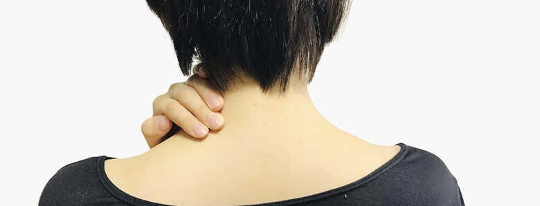 首・肩の痛みの原因